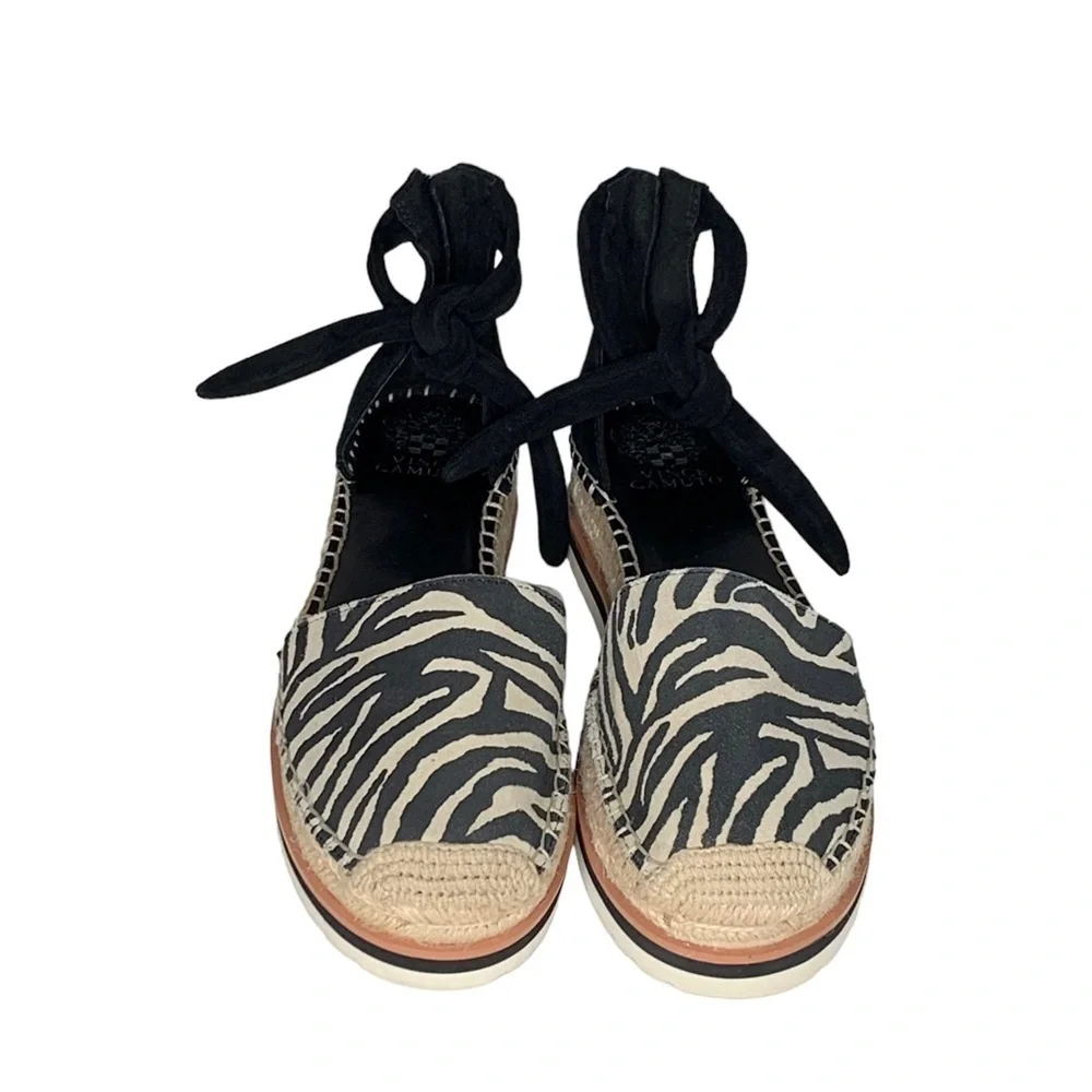 Vince Camuto espadrilles black suede zebra canvas sandal.‎ VC-Binadee Size 9M